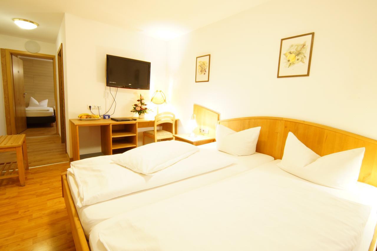 Hotel Spitzenpfeil Michelau in Oberfranken Esterno foto