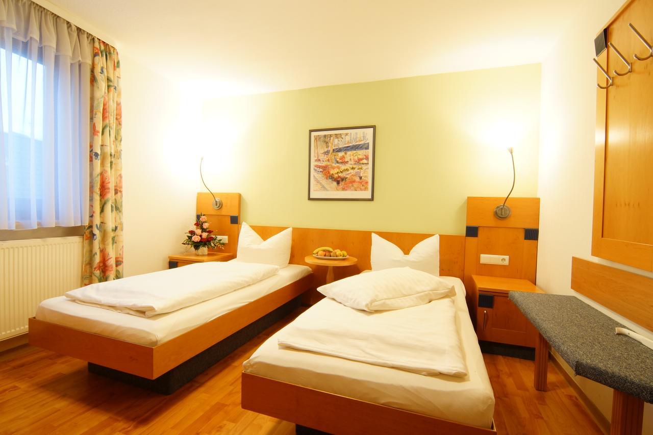Hotel Spitzenpfeil Michelau in Oberfranken Esterno foto
