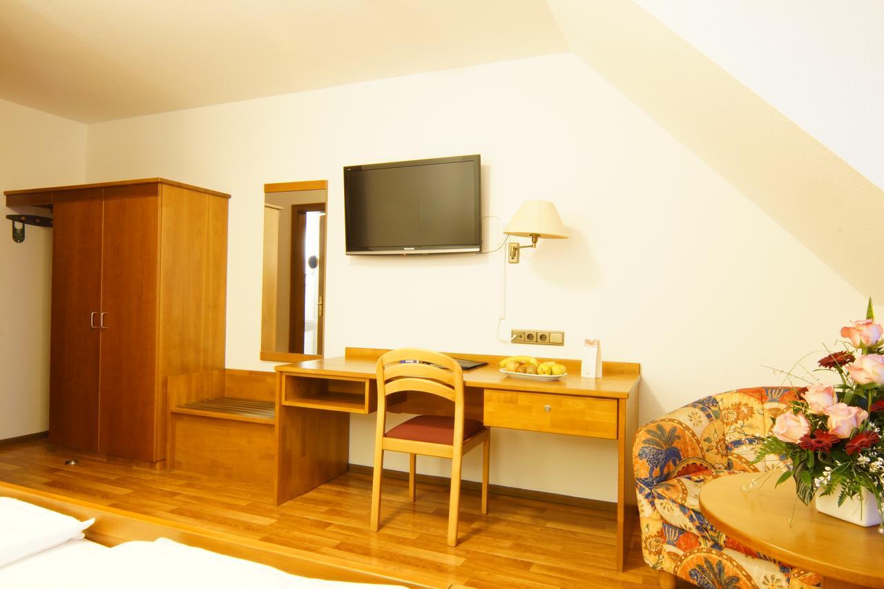 Hotel Spitzenpfeil Michelau in Oberfranken Esterno foto