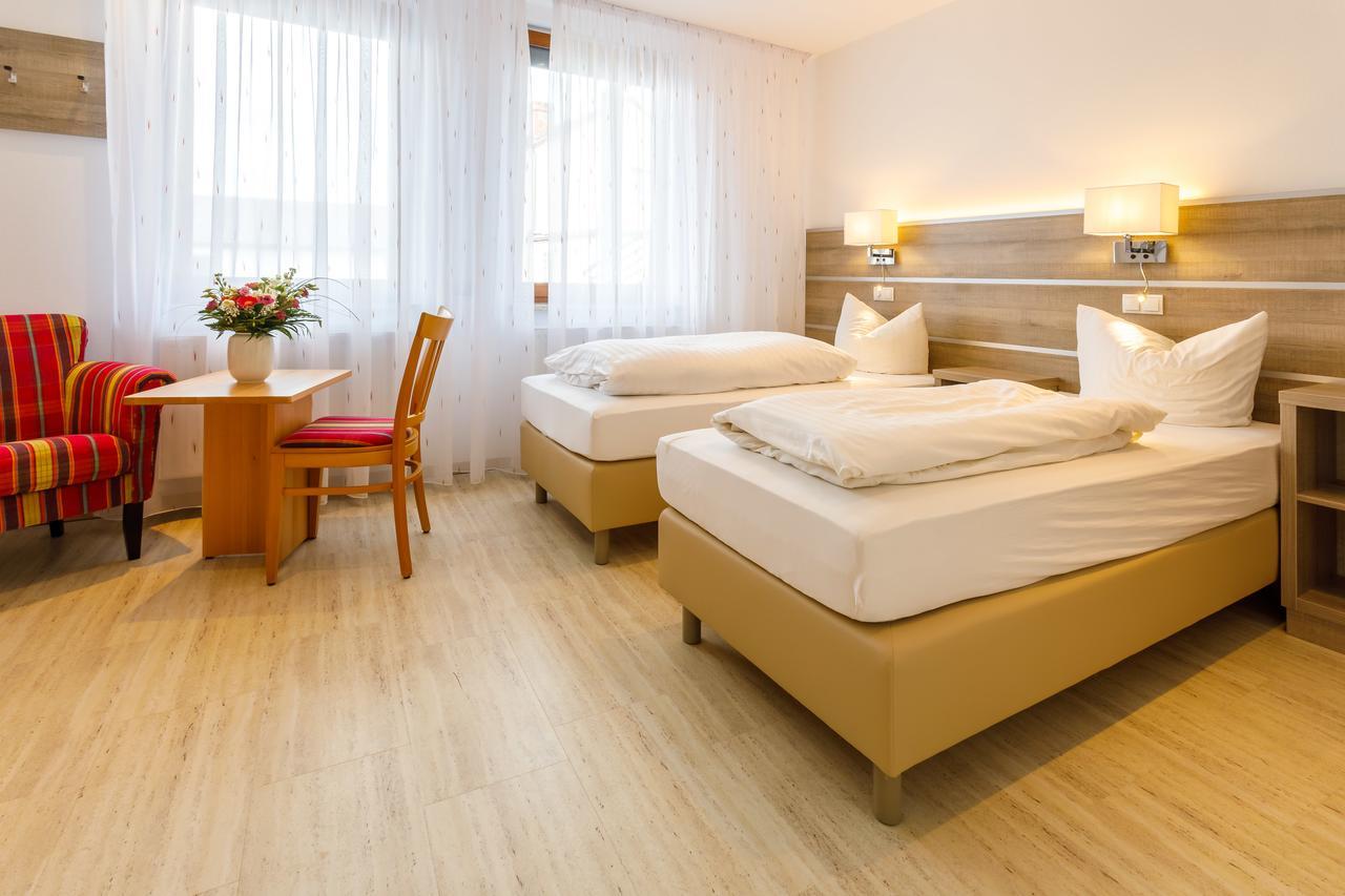 Hotel Spitzenpfeil Michelau in Oberfranken Esterno foto