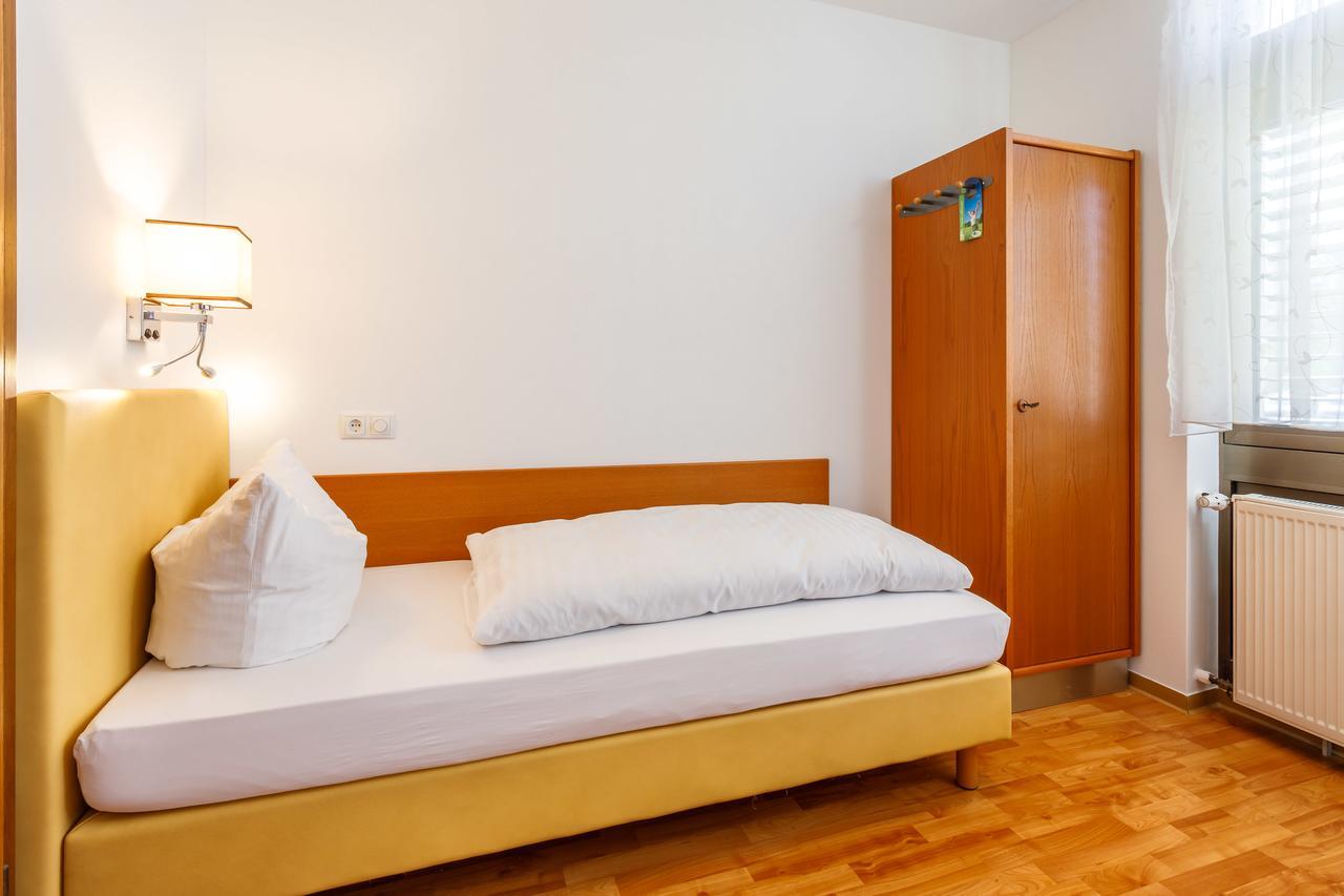 Hotel Spitzenpfeil Michelau in Oberfranken Esterno foto